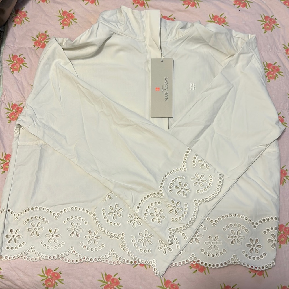 Sweaty Betty Broderie Pullover hoodie